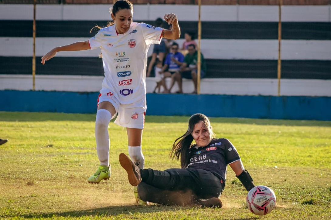 Campeonato Estadual Feminino tem dois jogos neste sábado; confira