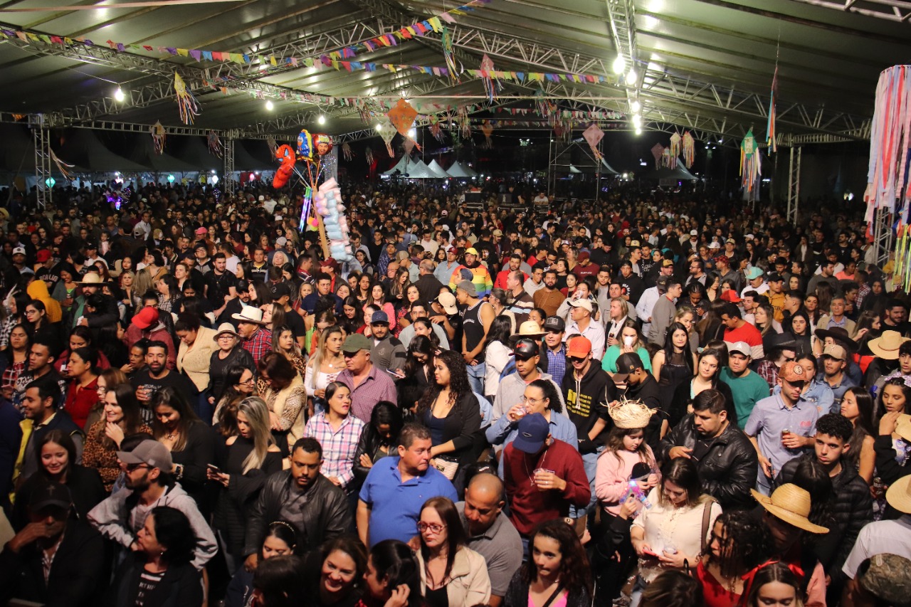Em três noites, Festa Junina de Dourados recebeu 35 mil pessoas