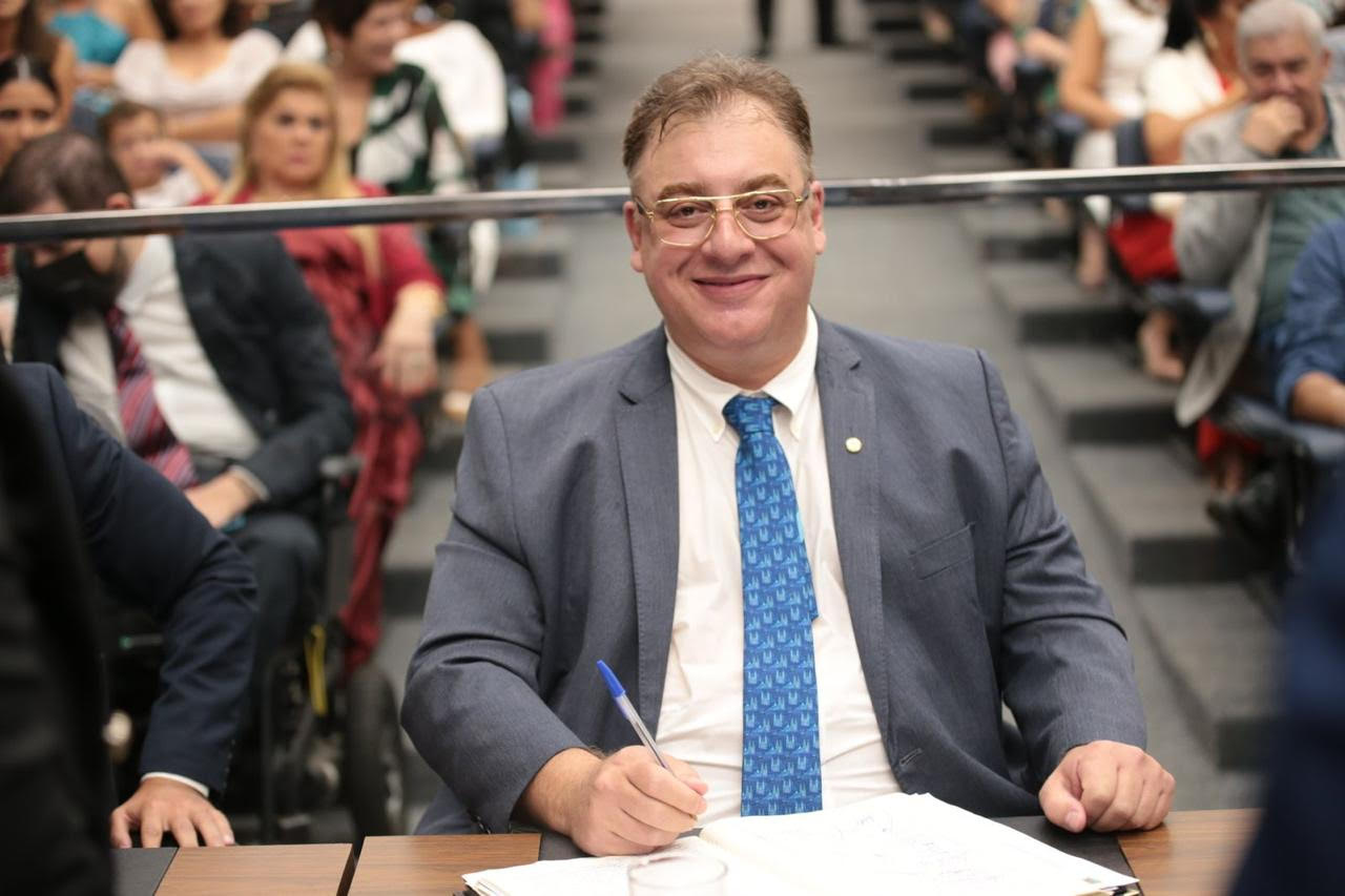 TDHA e dislexia: ALEMS aprova lei de Neno Razuk que prevê atendimento especializado em concursos no MS