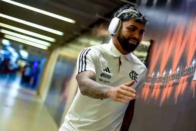 Gabigol nega acerto com Cruzeiro e diz onde deseja jogar: ‘Torcida absurda’