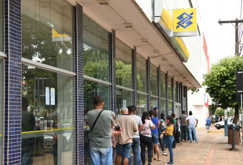 Hoje é o último dia de expediente bancário do ano