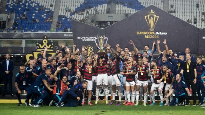 Filipe Luís reforça ligação com Flamengo após título e crava: ‘Queremos mais’