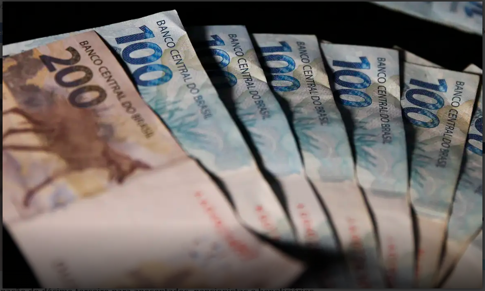 INSS: 13º antecipado injetará R$ 73,3 bi na economia; veja calendário