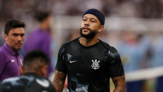 Corinthians confirma lesão no tornozelo e Memphis amplia lista de desfalques