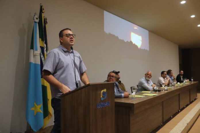 Prefeito abre 1º Simpósio Dengue Zero em Dourados com mais de 300 profissionais