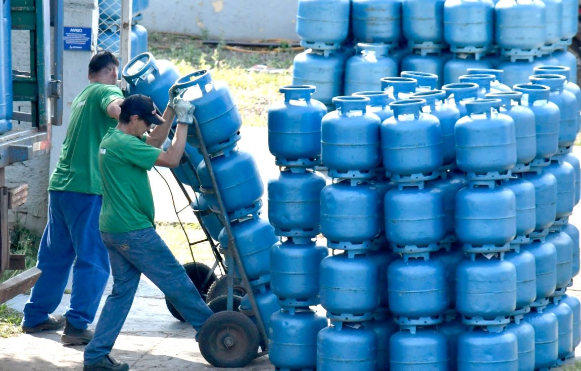 Pesquisa Procon aponta preço médio do gás de cozinha a R$ 127,48 em Dourados