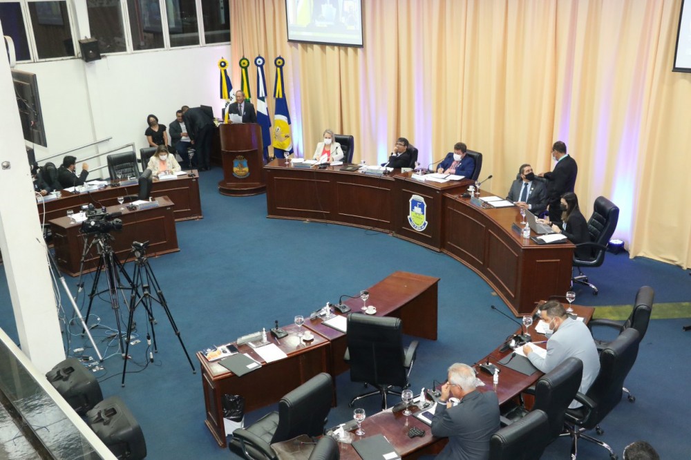 Câmara de Dourados realiza sessão solene de entrega de honrarias nesta quinta-feira