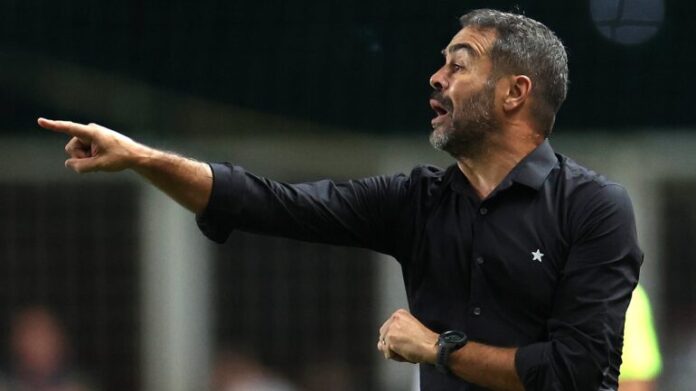 Artur Jorge concorre a prêmio de jornal uruguaio de melhor técnico da América