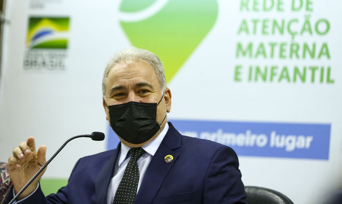 Ministro da Saúde debate nos EUA ações para conter a pandemia