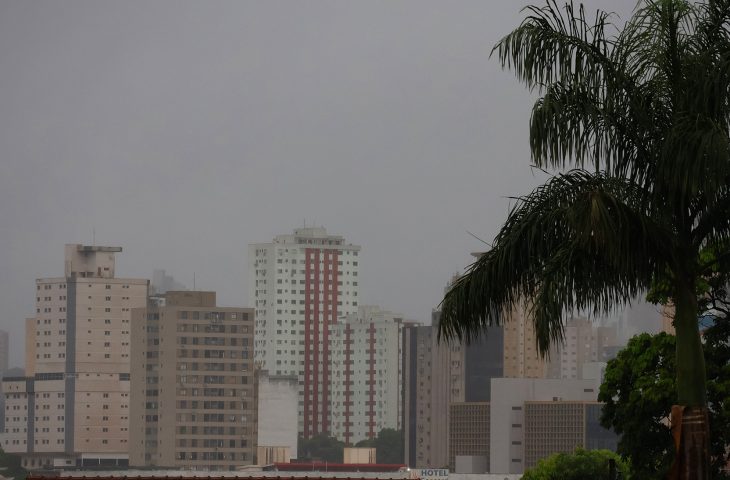 Tempo instável continua e sexta-feira pode ser chuvosa