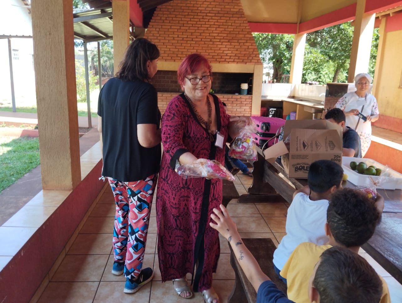 Academia de Letras do Brasil/Dourados visita o Lar Santa Rita e o Lar Ebenezer