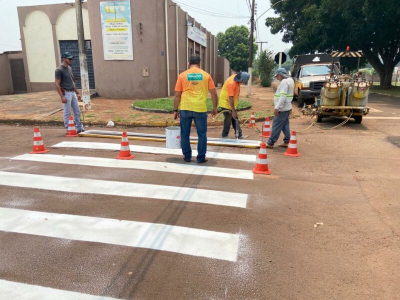 Serviços do Desenvolve Dourados em Ação avançam na região do Parque II