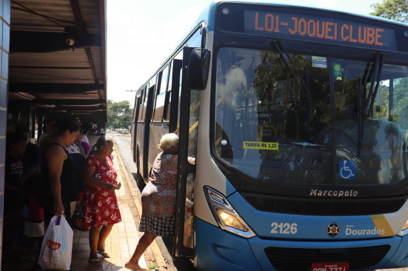 Agetran divulga novos horários de ônibus para os domingos em bairros de Dourados