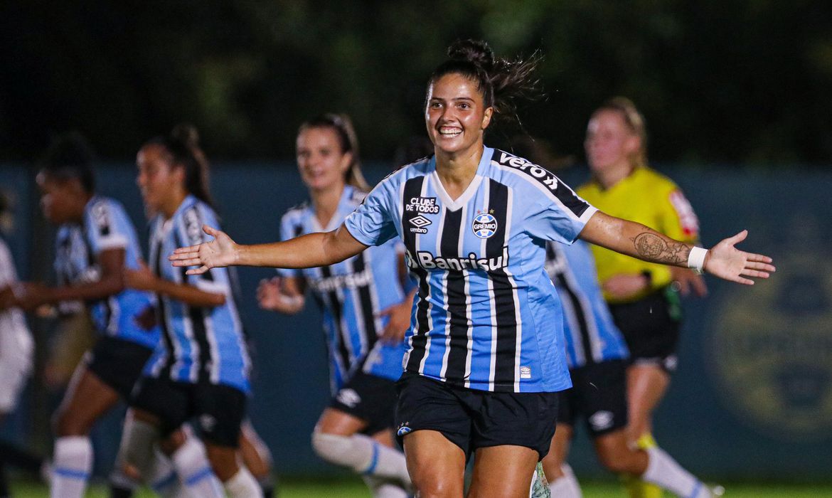 Grêmio vence a primeira no Brasileiro Feminino