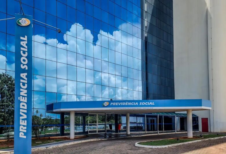 INSS começa a pagar benefícios de fevereiro a partir do dia 23
