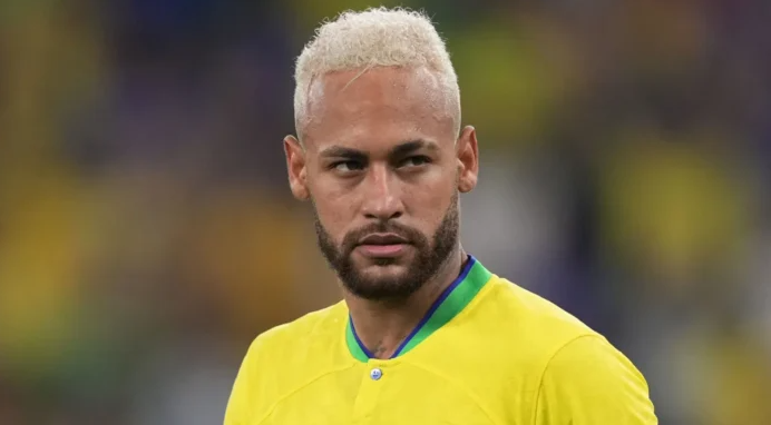 Neymar e mais nove: confira a lista dos 10 atletas mais bem pagos do mundo