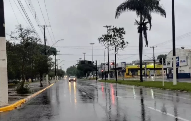 Mês de novembro começa com chuva passageira máxima de 31ºC em Dourados