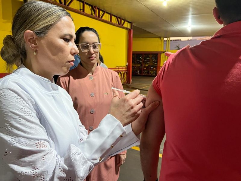 Ação do Núcleo de Imunização oferta vacinas hoje no Corpo de Bombeiros