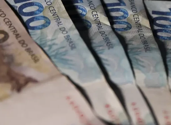 FGTS distribuirá quase R$ 13 bilhão do lucro de 2024 a trabalhadores