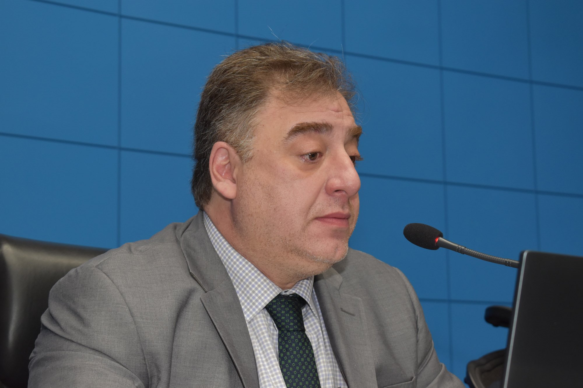 Neno Razuk ressalta importância do uso de fogos silenciosos nas festas de final de ano