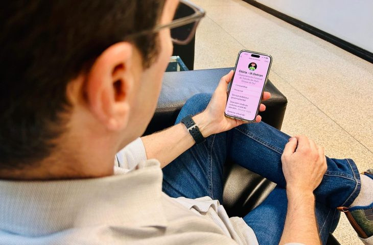 Motoristas com placas final 3 e 9 têm até o fim do mês para licenciar veículos