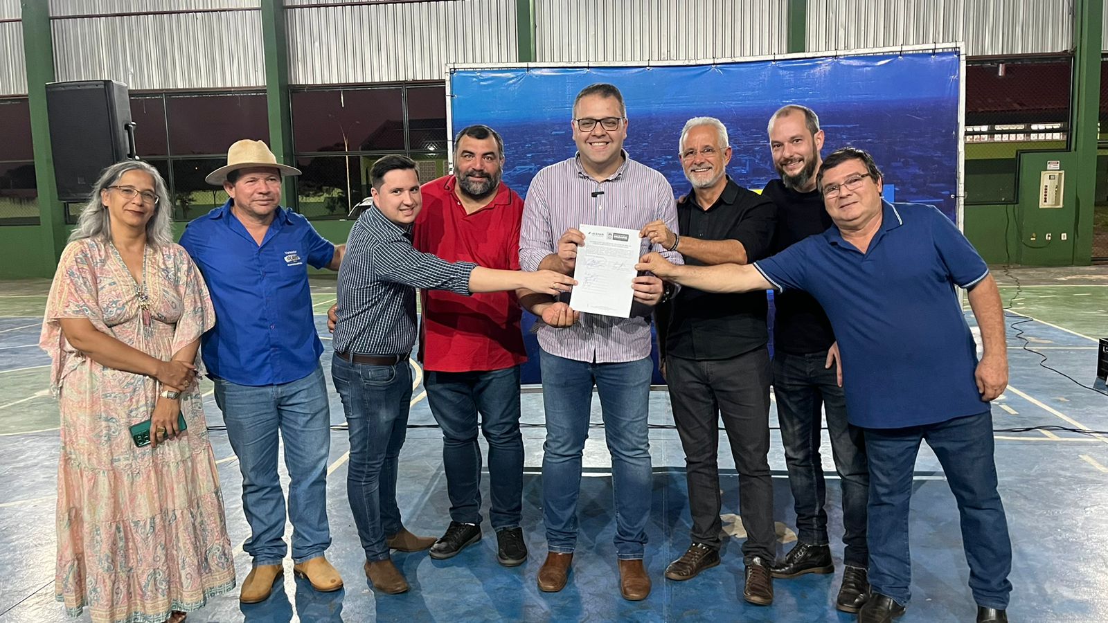 Prefeitura beneficia famílias do distrito de Indápolis com projeto de autoconstrução