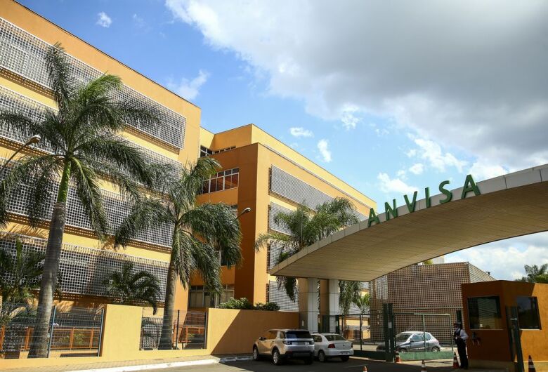 Anvisa pede uso de máscara para adiar chegada da varíola dos macacos
