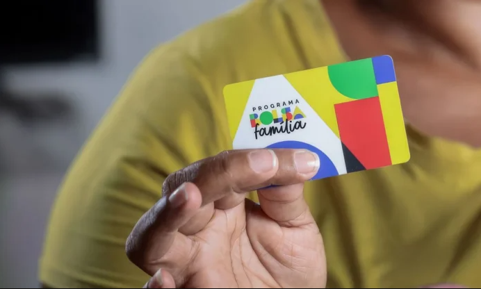 RS tem mais 17 mil famílias incluídas no Bolsa Família, pago nesta segunda-feira com o Auxílio Gás