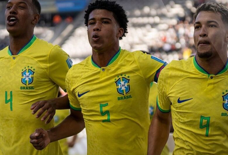 Brasil passa pela Tunísia com goleada e garante vaga nas quartas do Mundial