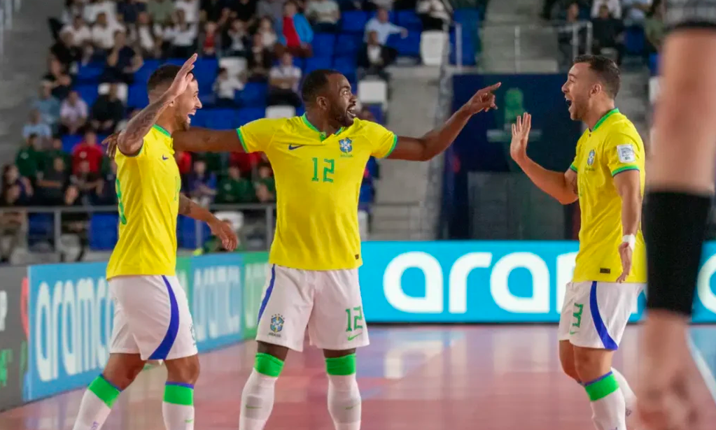 Futsal: Brasil fecha 1ª fase da Copa do Mundo com aproveitamento 100%