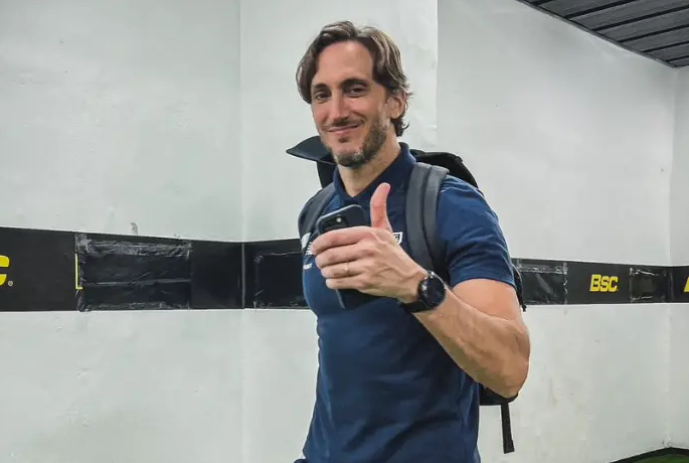 Zubeldía promete São Paulo ofensivo e aprova vitória na estreia: ‘Gostei do time’