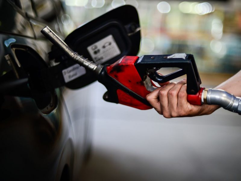 Procon divulga primeira pesquisa comparativa de preço dos combustíveis em 2023