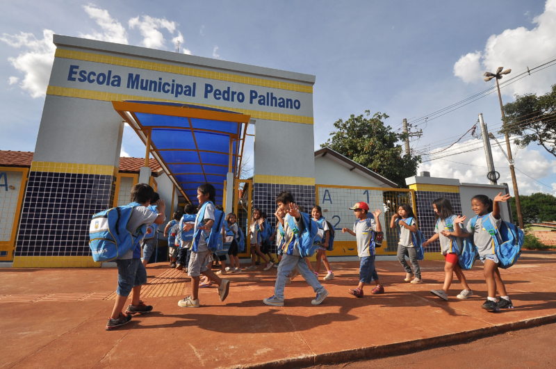 Período de rematrícula começa na próxima semana na REME