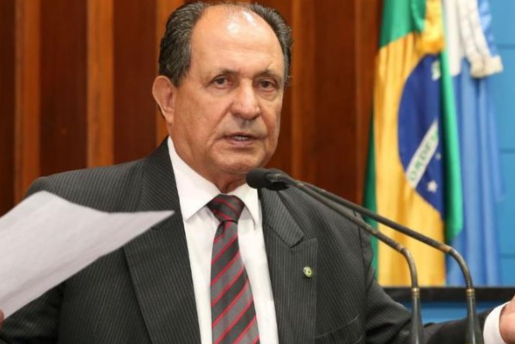 Dourados: Deputado Zé Teixeira trabalha para garantir asfaltamento