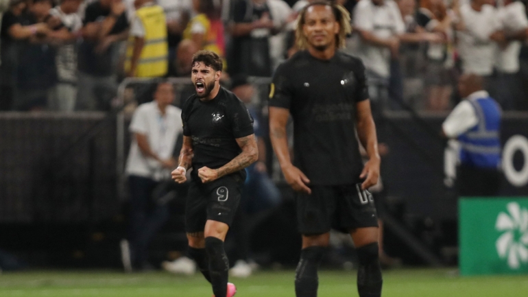 Estreia do Corinthians na Venezuela empolga torcedores supersticiosos