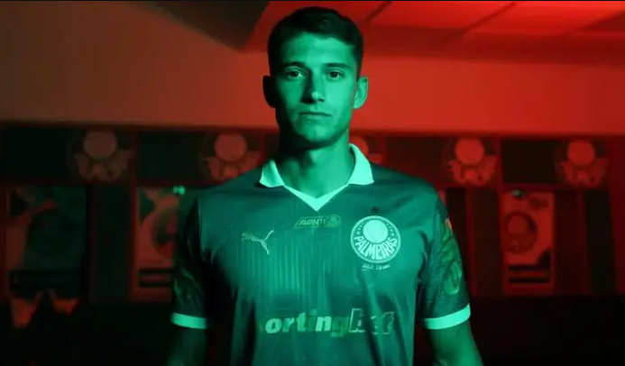 Palmeiras anuncia contratação do volante uruguaio Emiliano Martínez
