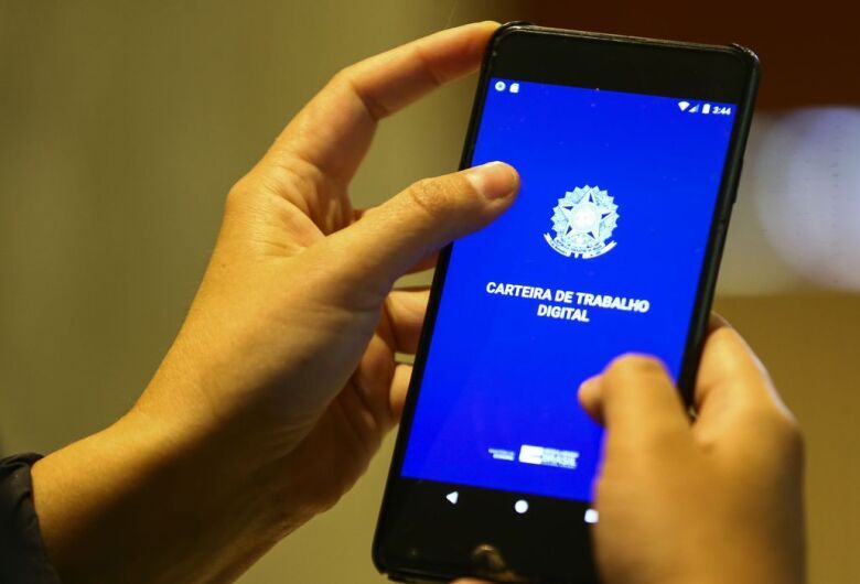 Dourados tem mais de 100 vagas anunciadas em agência pública