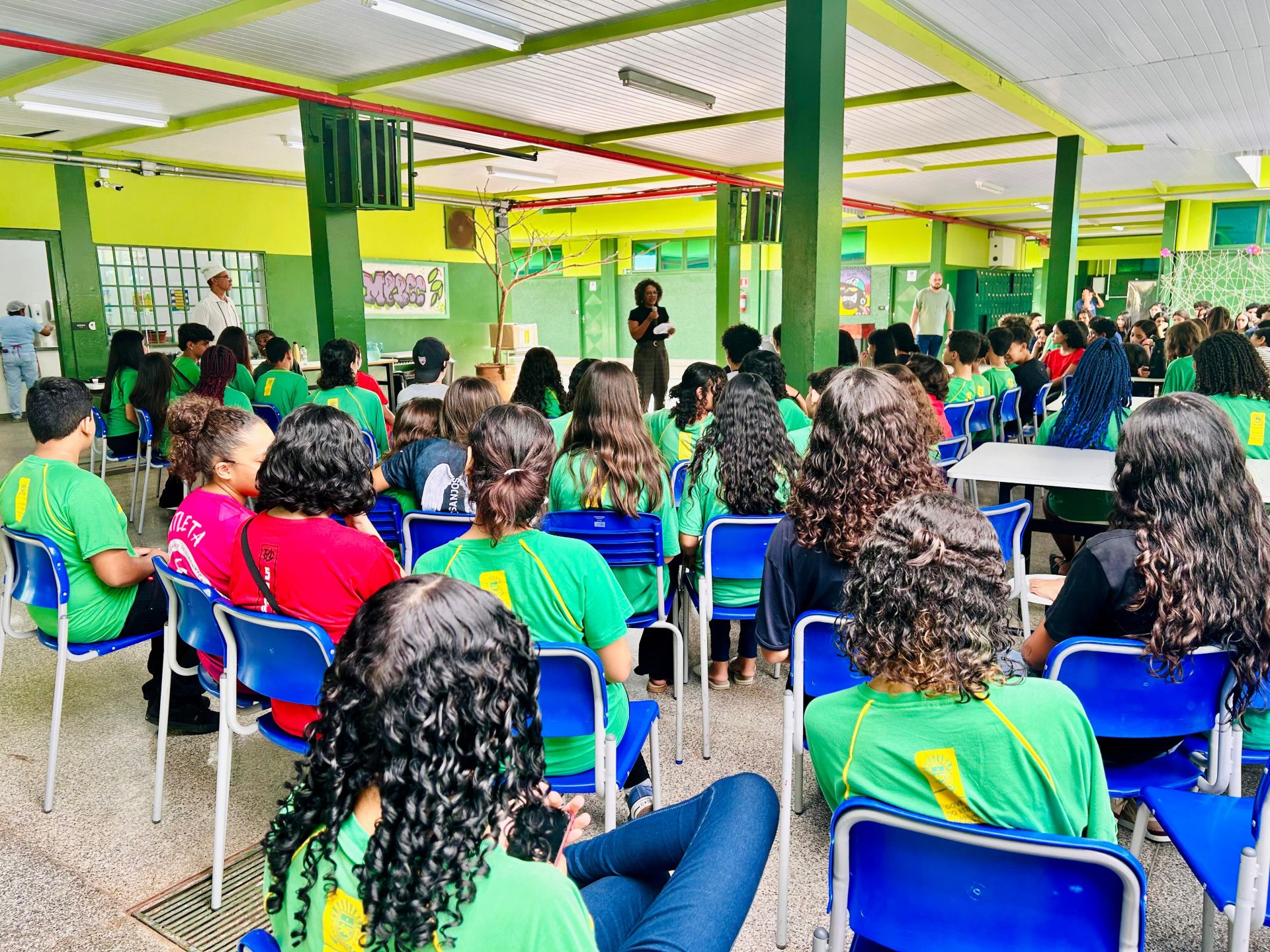 Secretaria de Educação do Estado regulamenta educação antirracista com programa e certificação de escolas