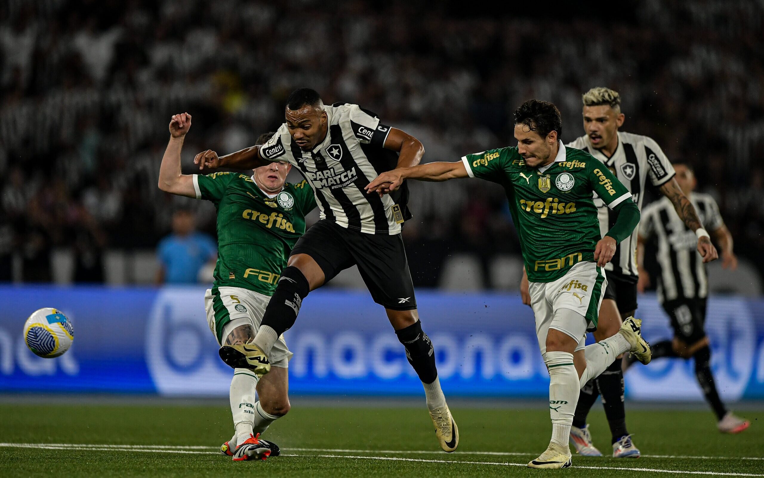 Entenda por que Palmeiras e Botafogo pelo Brasileirão terá público reduzido