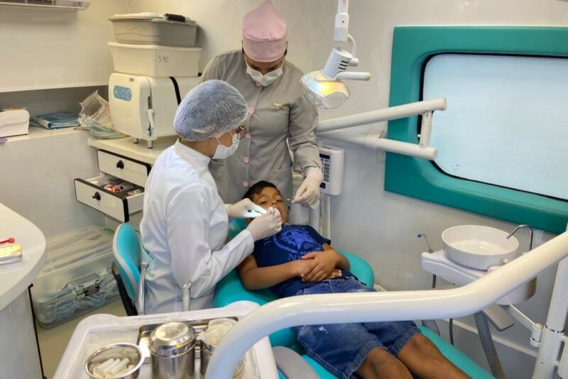 Odonto Móvel leva programa “Sorrisos Dourados” ao Jóquei Clube