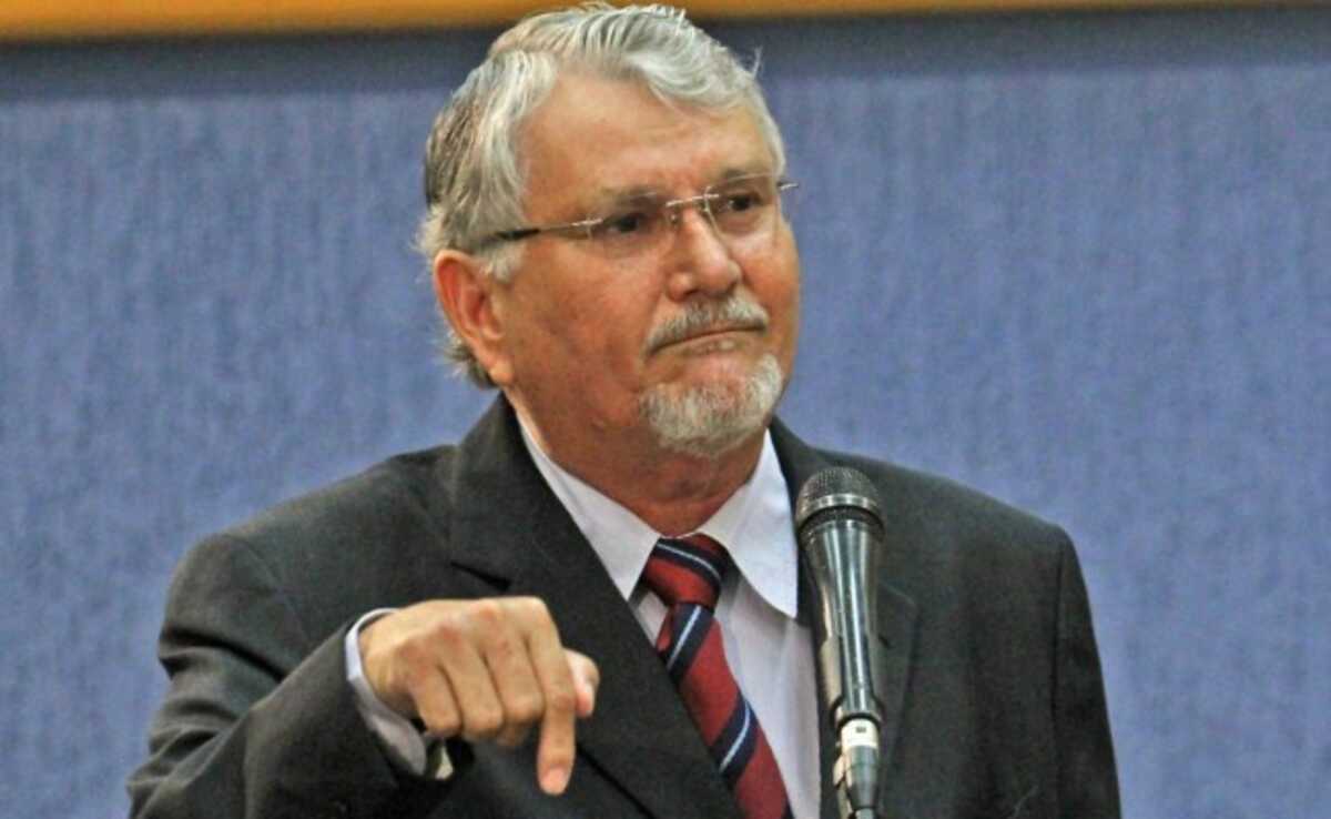 Perseguição de setores do MPE e falta de estrutura levaram Zeca a retirar pré-candidatura