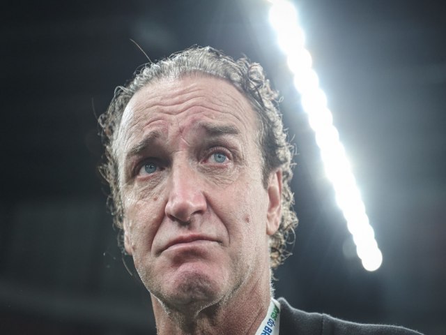 Cuca alega problema familiar e deixa o comando do Atlético-MG