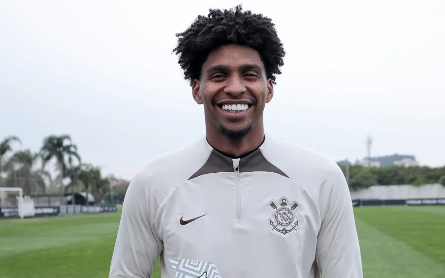 Vice diz que Flamengo ‘não se sente confortável com garantias do Corinthians’ sobre Hugo Souza