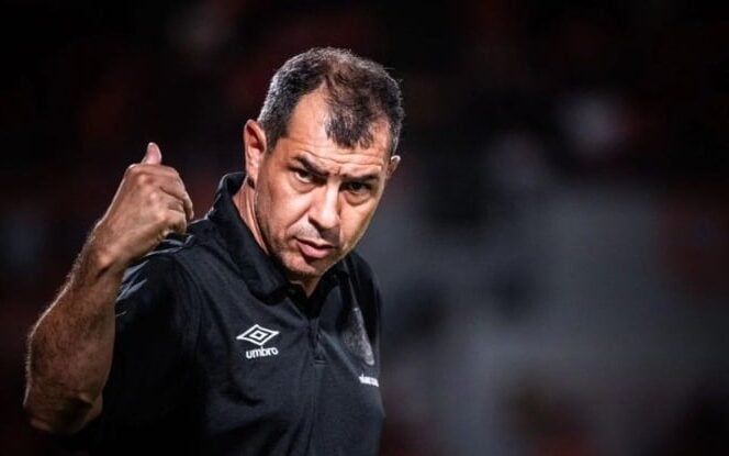 Carille exalta luta do Santos em reta decisiva da Série B e avisa: ‘Chegar logo aos 64 pontos’