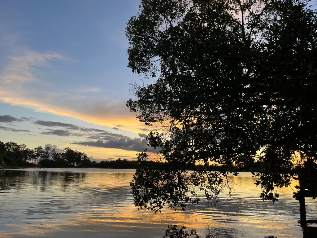 Semana começa com sol, chuvas e temperaturas altas