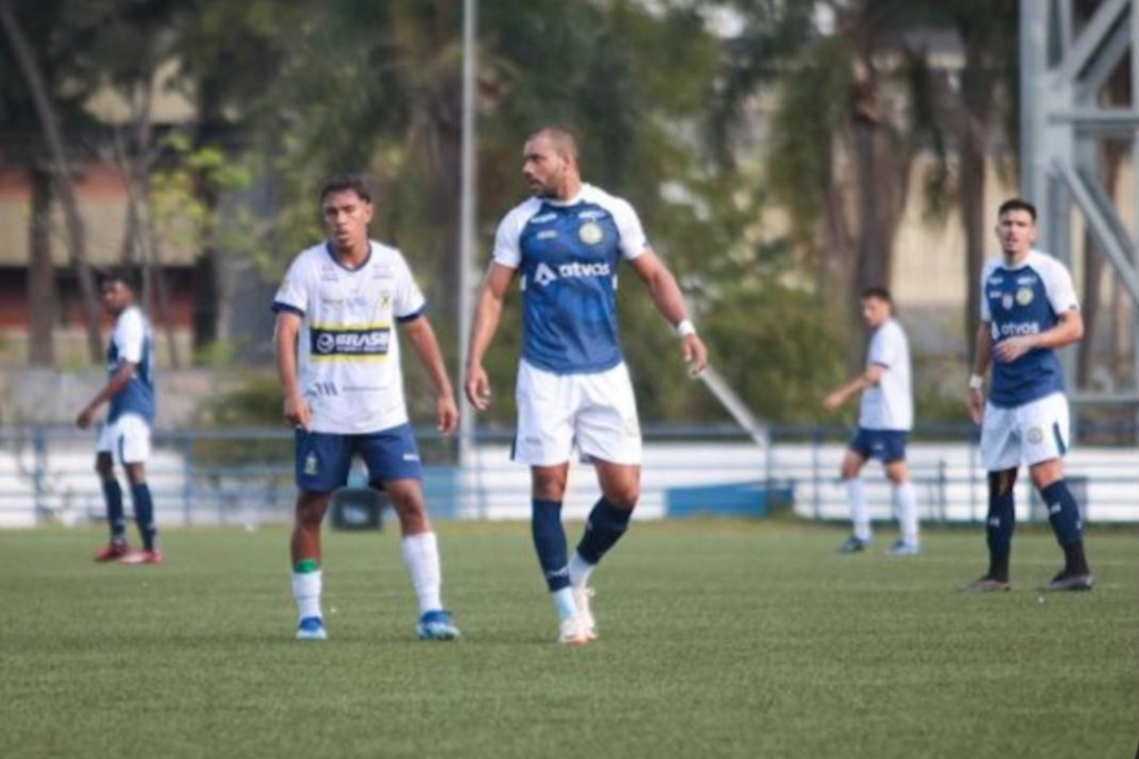 Apesar de derrota, Costa Rica se mantém na zona de classificação