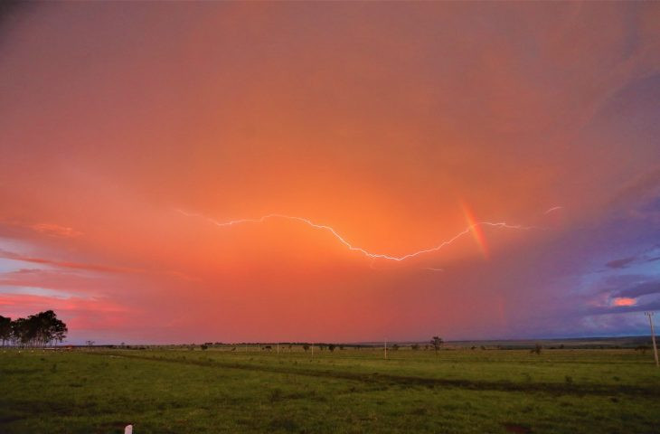 Sábado com previsão de muita chuva em Dourados