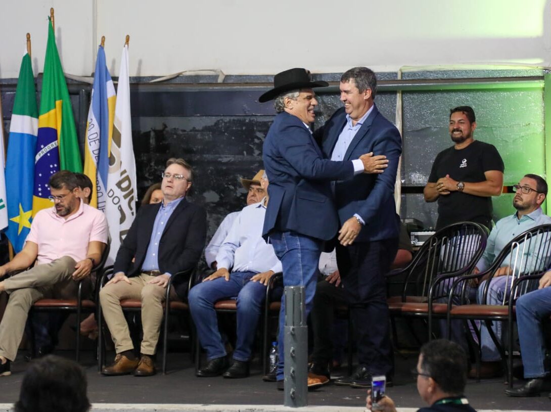 Na posse de Gino Ferreira, Riedel afirma que ‘Dourados é a voz do agronegócio’