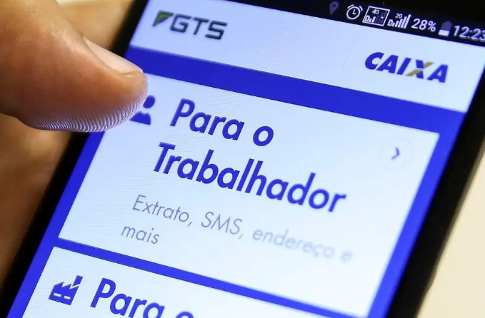 Saque-aniversário do FGTS: prazo para adesão de nascidos em março termina hoje