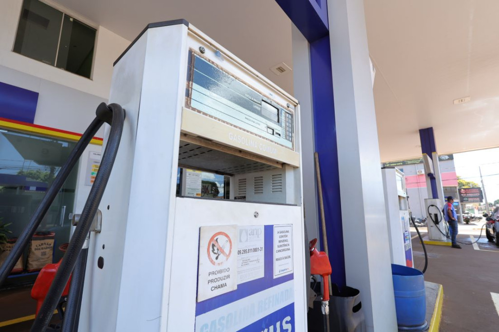 Preço médio da gasolina e etanol se mantém estável, aponta pesquisa do Procon